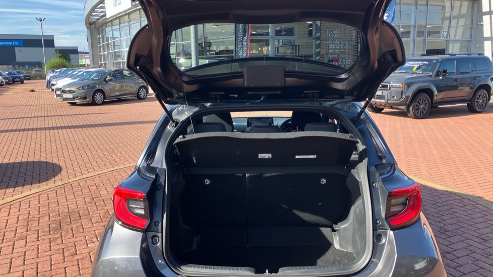 Toyota Yaris 1.5 Hybrid GR Sport 5dr CVT Hybrid Hatchback - Image 56