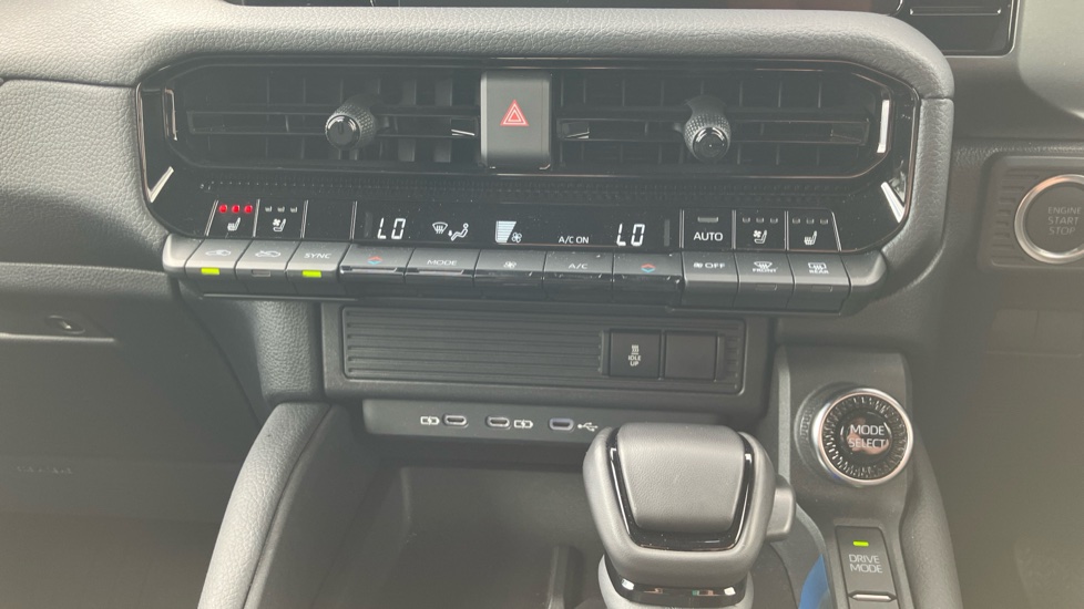 Toyota Land Cruiser Diesel 2.8D 205 Commercial Auto - Image 34