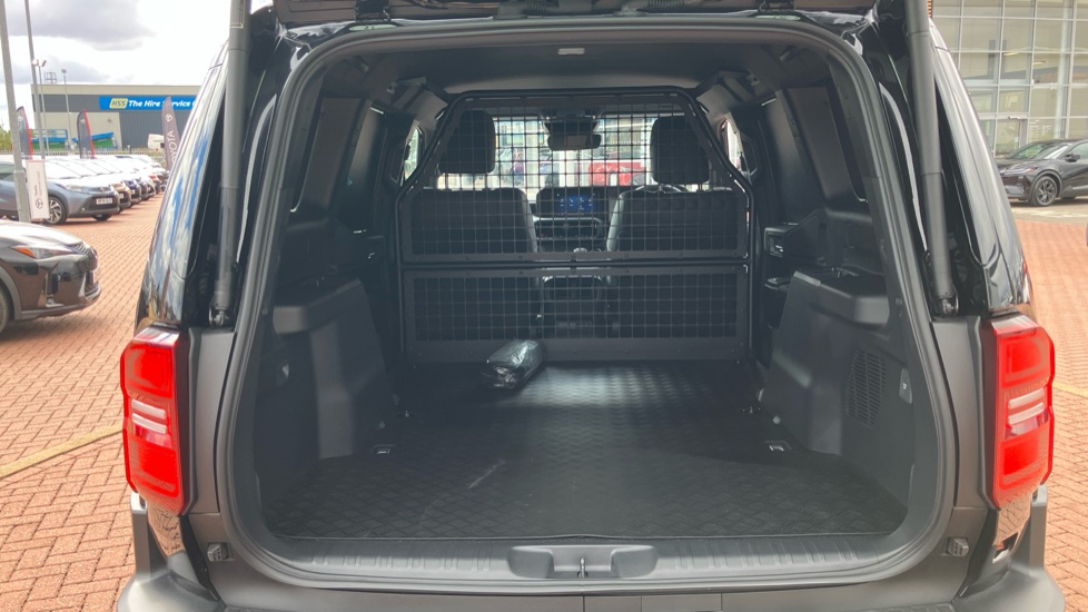 Toyota Land Cruiser Diesel 2.8D 205 Commercial Auto - Image 53