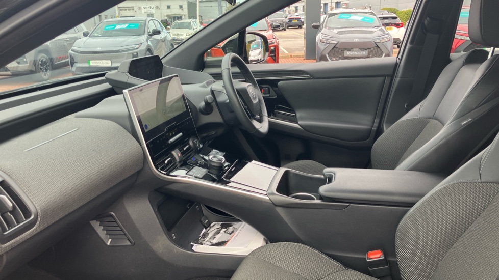 Toyota bZ4X 150kW Motion 71.4kWh 5dr Auto [11kW] Electric Hatchback - Image 5