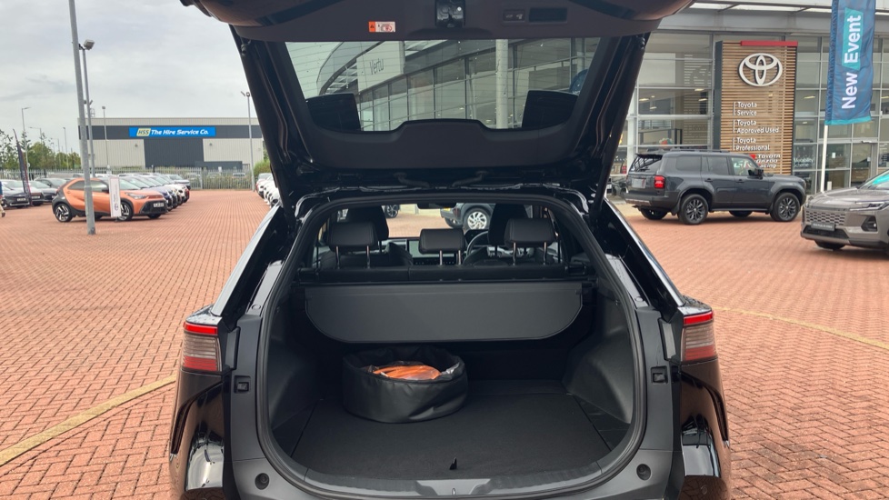 Toyota bZ4X 150kW Motion 71.4kWh 5dr Auto [11kW] Electric Hatchback - Image 13