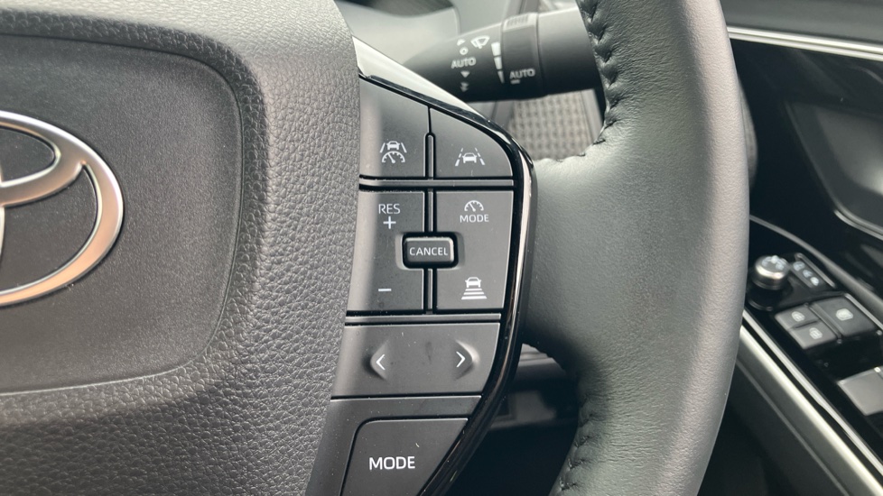 Toyota bZ4X 150kW Motion 71.4kWh 5dr Auto [11kW] Electric Hatchback - Image 30
