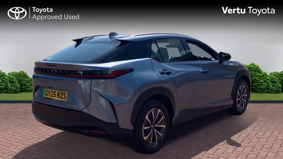 Lexus Rz 300e 150kW Urban 71 kWh 5dr Auto Electric Estate - Image 2