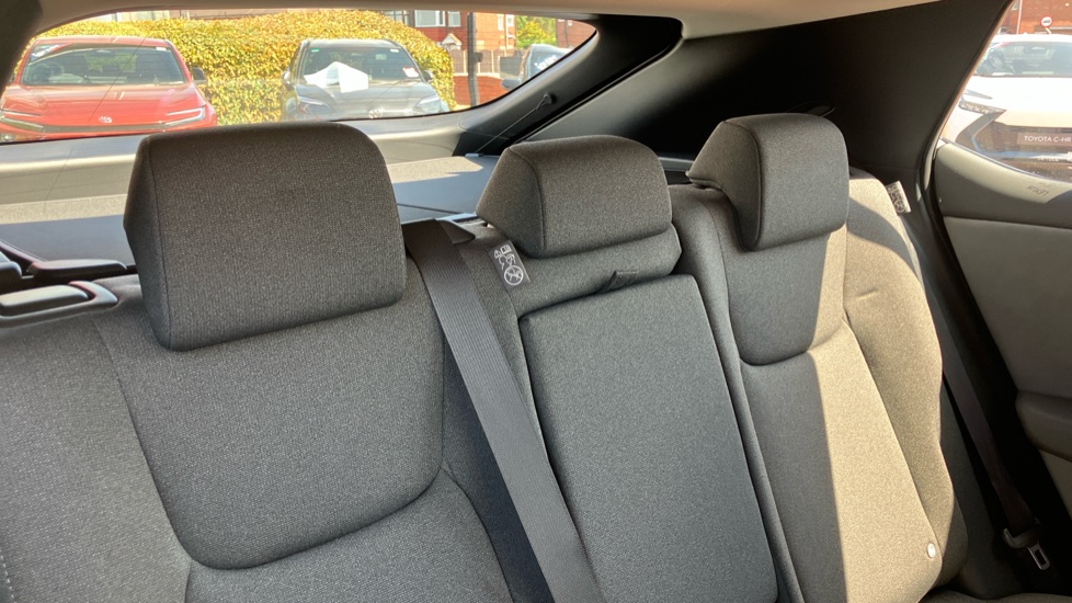 Lexus Rz 300e 150kW Urban 71 kWh 5dr Auto Electric Estate - Image 35