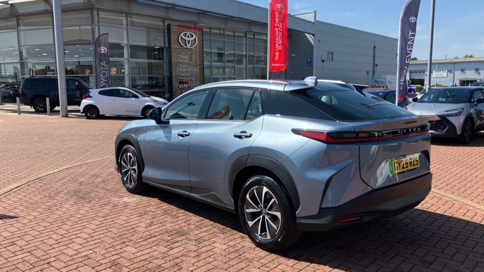 Lexus Rz 300e 150kW Urban 71 kWh 5dr Auto Electric Estate - Image 50