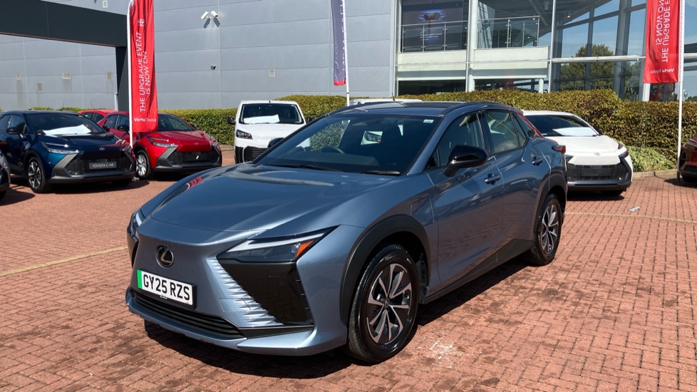 Lexus Rz 300e 150kW Urban 71 kWh 5dr Auto Electric Estate - Image 52