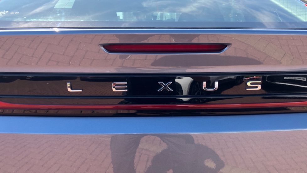 Lexus Rz 300e 150kW Urban 71 kWh 5dr Auto Electric Estate - Image 53