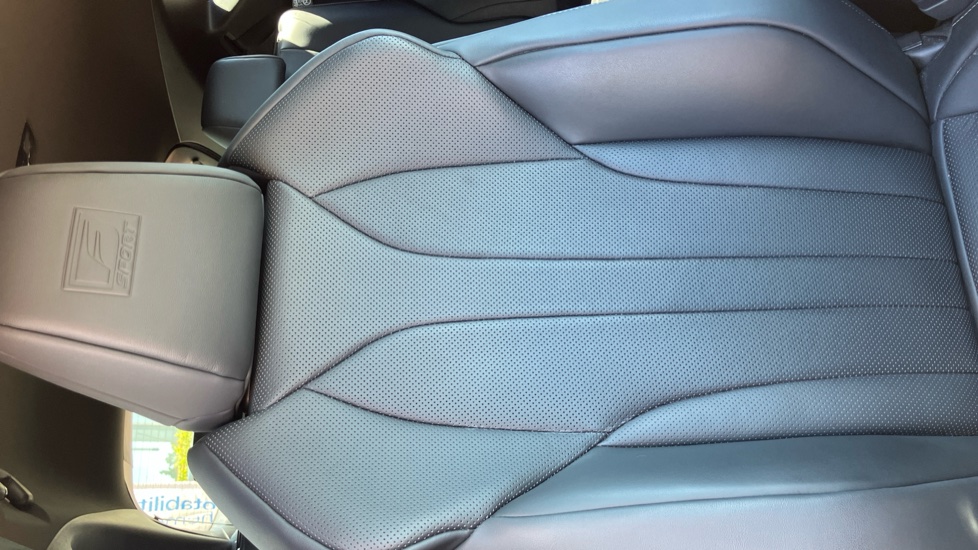 Lexus NX 450h+ 2.5 F-Sport 5dr E-CVT Estate - Image 14