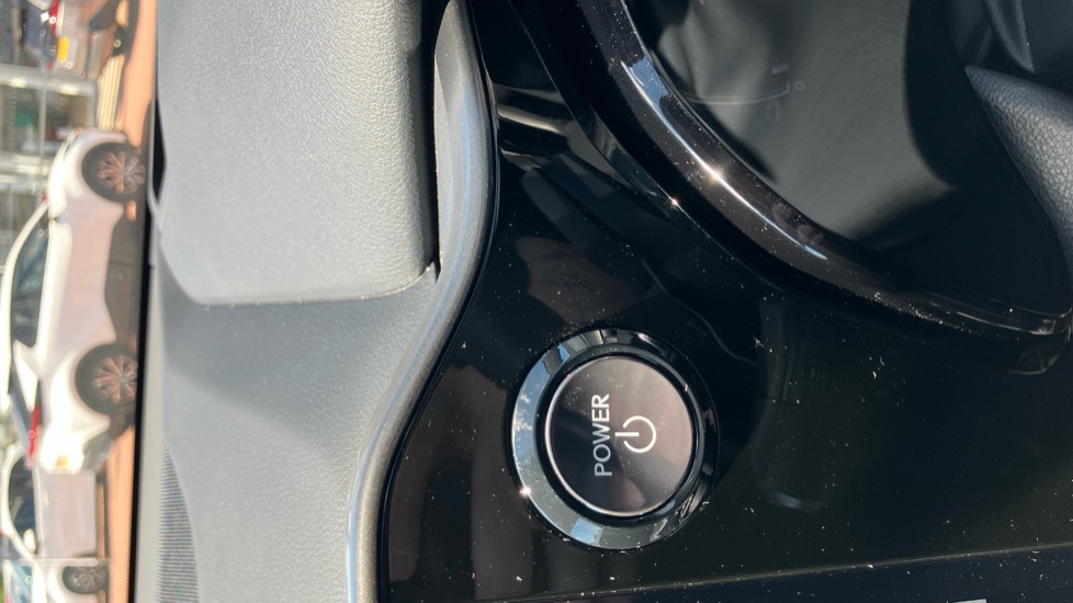 Lexus NX 450h+ 2.5 F-Sport 5dr E-CVT Estate - Image 16