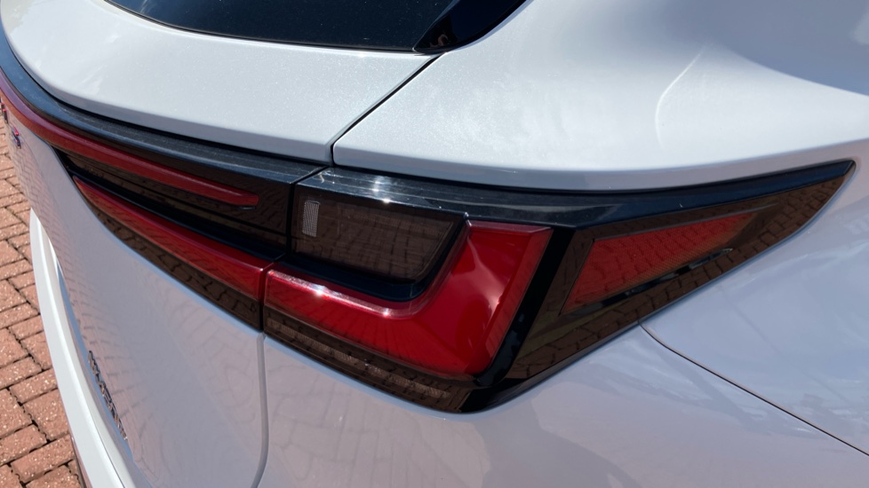 Lexus NX 450h+ 2.5 F-Sport 5dr E-CVT Estate - Image 21