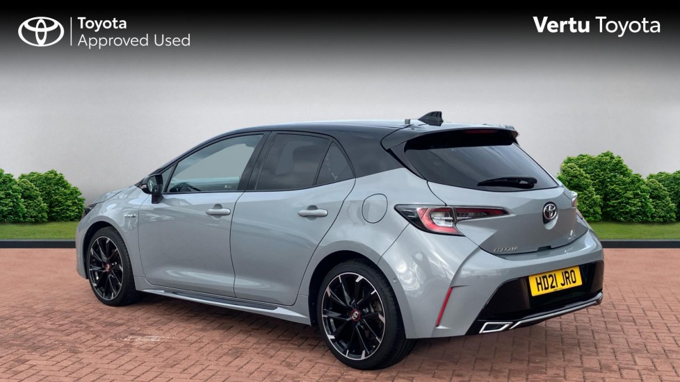 Toyota Corolla 1.8 VVT-i Hybrid GR Sport 5dr CVT Hybrid Hatchback - Image 4