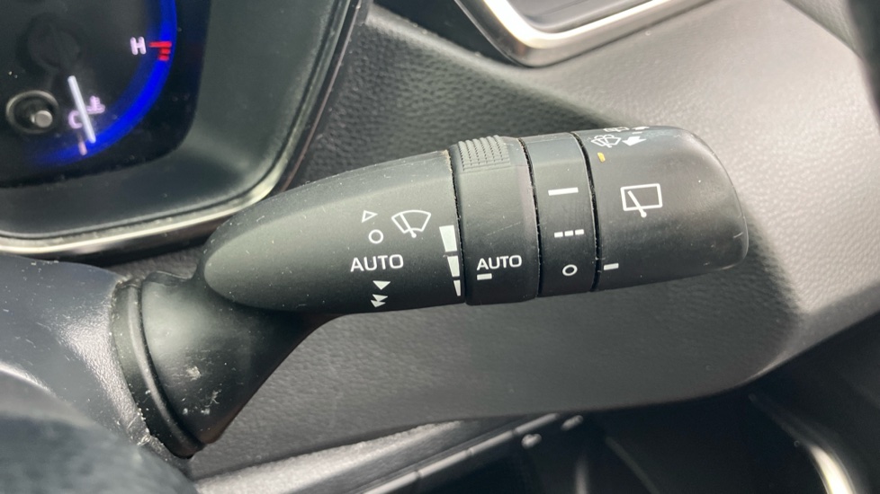 Toyota Corolla 1.8 VVT-i Hybrid GR Sport 5dr CVT Hybrid Hatchback - Image 32