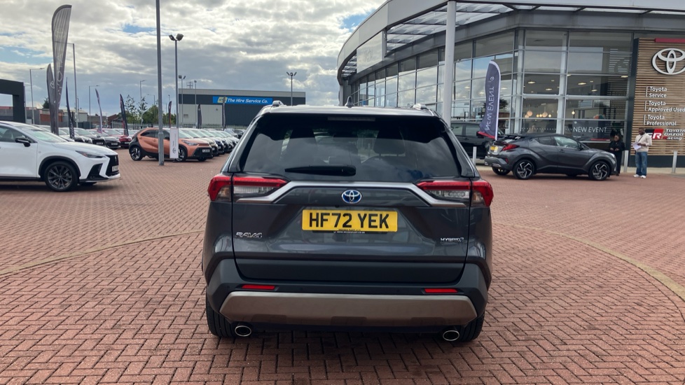 Toyota RAV4 2.5 VVT-i Hybrid Design 5dr CVT 2WD Hybrid Estate - Image 26