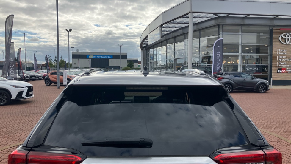 Toyota RAV4 2.5 VVT-i Hybrid Design 5dr CVT 2WD Hybrid Estate - Image 37