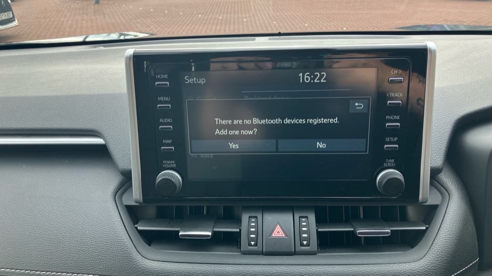 Toyota RAV4 2.5 VVT-i Hybrid Design 5dr CVT 2WD Hybrid Estate - Image 38