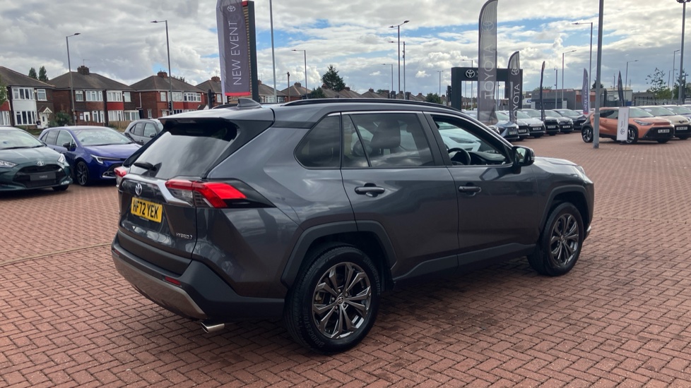 Toyota RAV4 2.5 VVT-i Hybrid Design 5dr CVT 2WD Hybrid Estate - Image 49