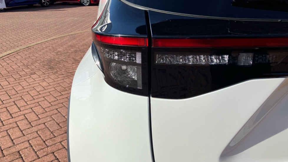 Toyota Yaris Cross 1.5 Hybrid GR Sport 5dr CVT Hybrid Estate - Image 36