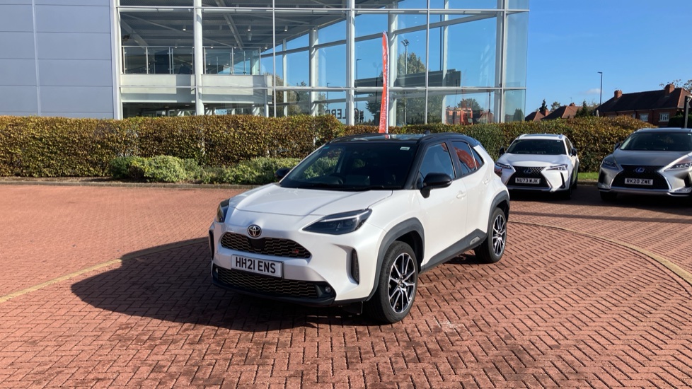 Toyota Yaris Cross 1.5 Hybrid GR Sport 5dr CVT Hybrid Estate - Image 46