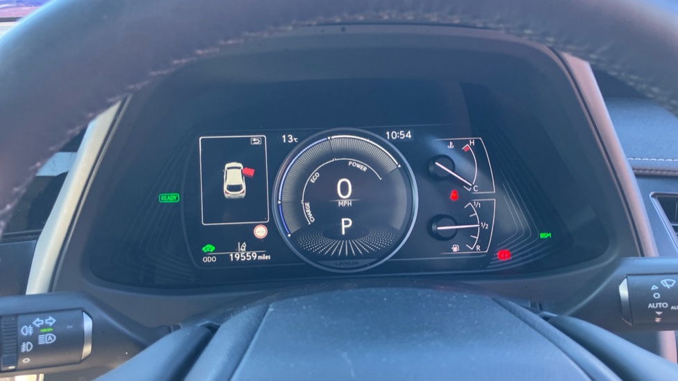 Lexus UX 250h 2.0 F-Sport Design 5dr CVT Hybrid Hatchback - Image 11