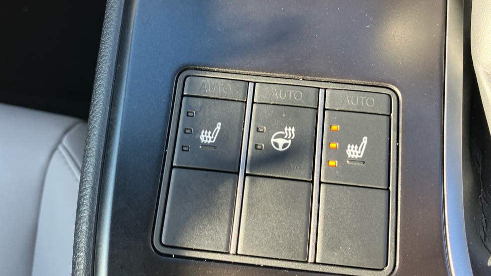 Lexus UX 250h 2.0 F-Sport Design 5dr CVT Hybrid Hatchback - Image 36