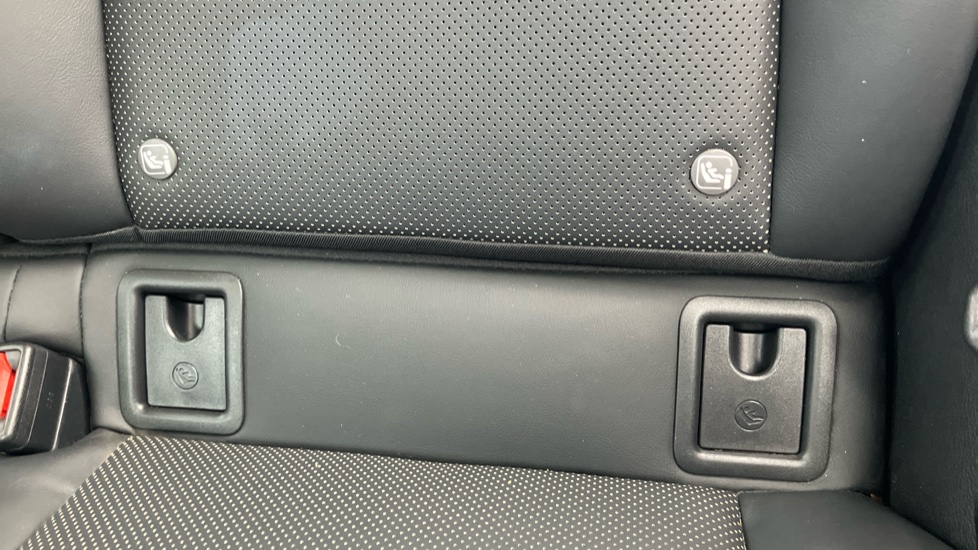 Lexus UX 250h 2.0 Takumi 5dr CVT Hybrid Hatchback - Image 14