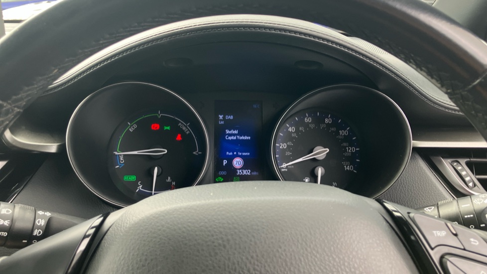 Toyota C-HR 1.8 Hybrid Icon 5dr CVT Hybrid Hatchback - Image 11