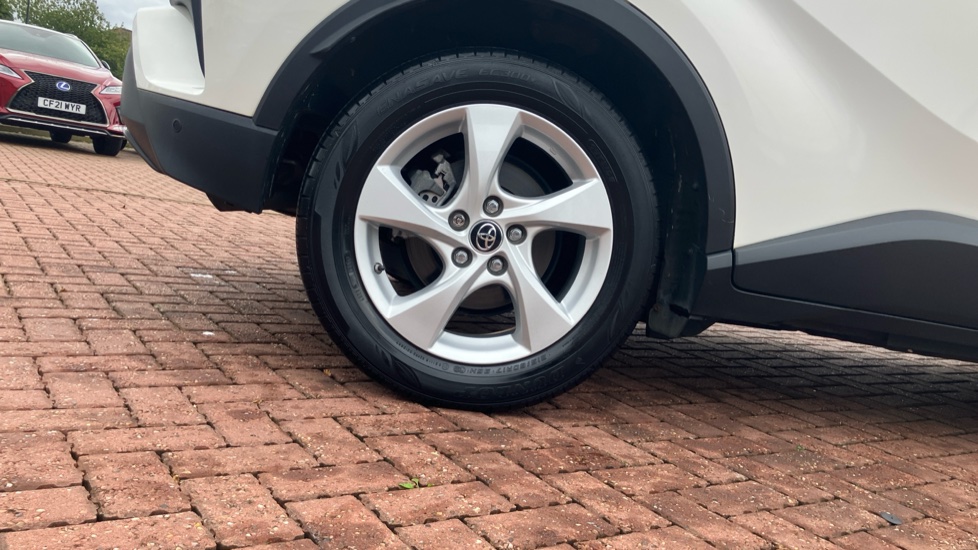 Toyota C-HR 1.8 Hybrid Icon 5dr CVT Hybrid Hatchback - Image 25