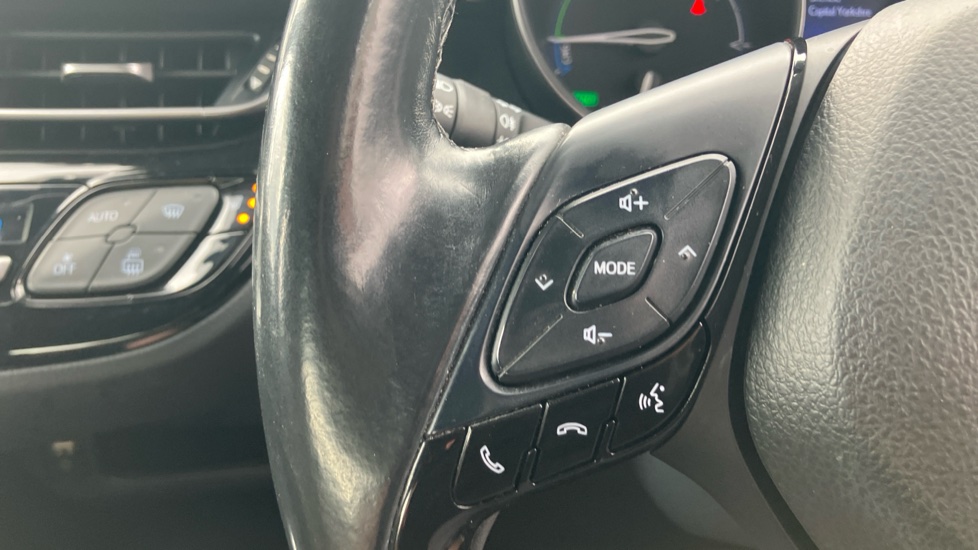 Toyota C-HR 1.8 Hybrid Icon 5dr CVT Hybrid Hatchback - Image 36