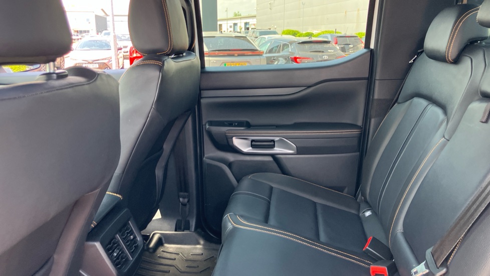 Ford Ranger Diesel Pick Up D/Cab Wildtrak 3.0 EcoBlue V6 240 Auto - Image 15