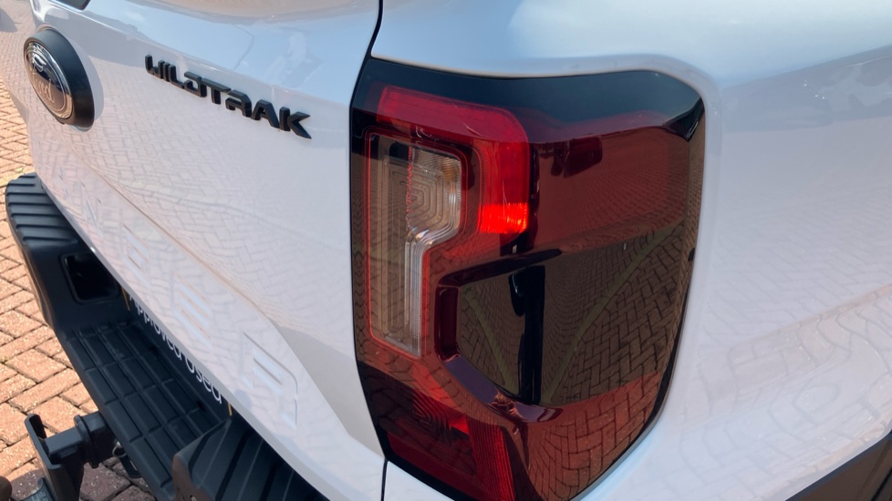 Ford Ranger Diesel Pick Up D/Cab Wildtrak 3.0 EcoBlue V6 240 Auto - Image 21