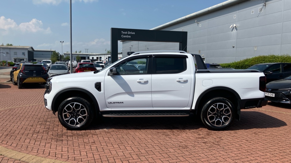 Ford Ranger Diesel Pick Up D/Cab Wildtrak 3.0 EcoBlue V6 240 Auto - Image 24