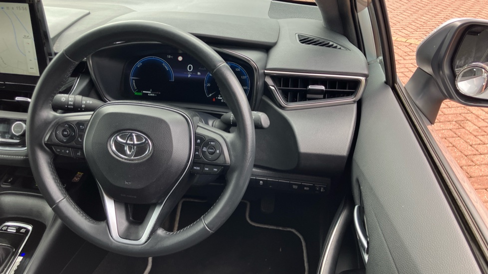 Toyota Corolla 1.8 VVT-i Hybrid Icon 5dr CVT Hybrid Estate - Image 10
