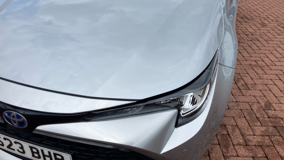 Toyota Corolla 1.8 VVT-i Hybrid Icon 5dr CVT Hybrid Estate - Image 20