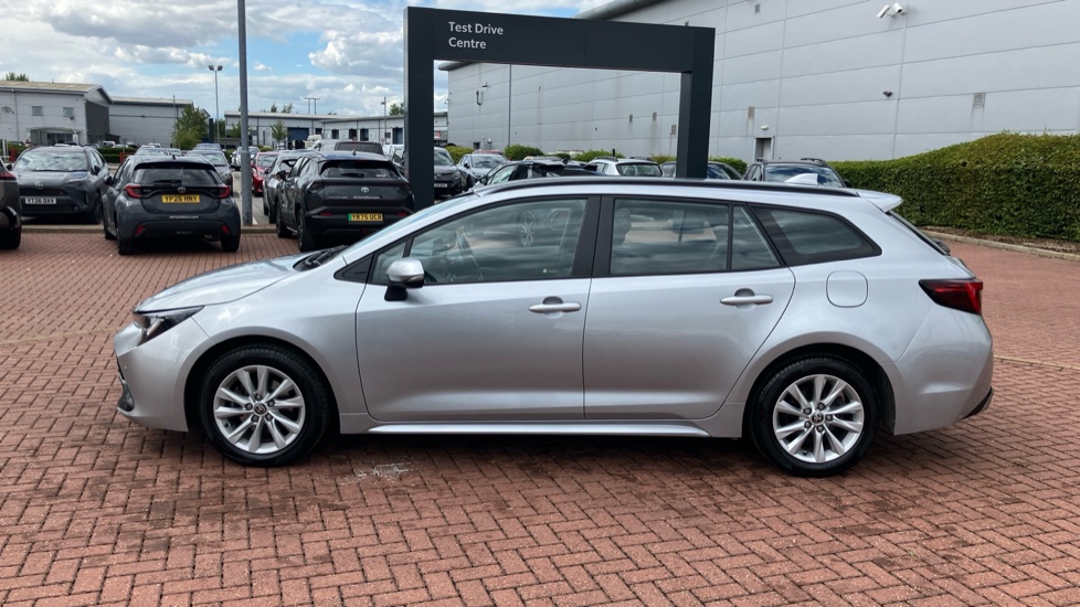 Toyota Corolla 1.8 VVT-i Hybrid Icon 5dr CVT Hybrid Estate - Image 54