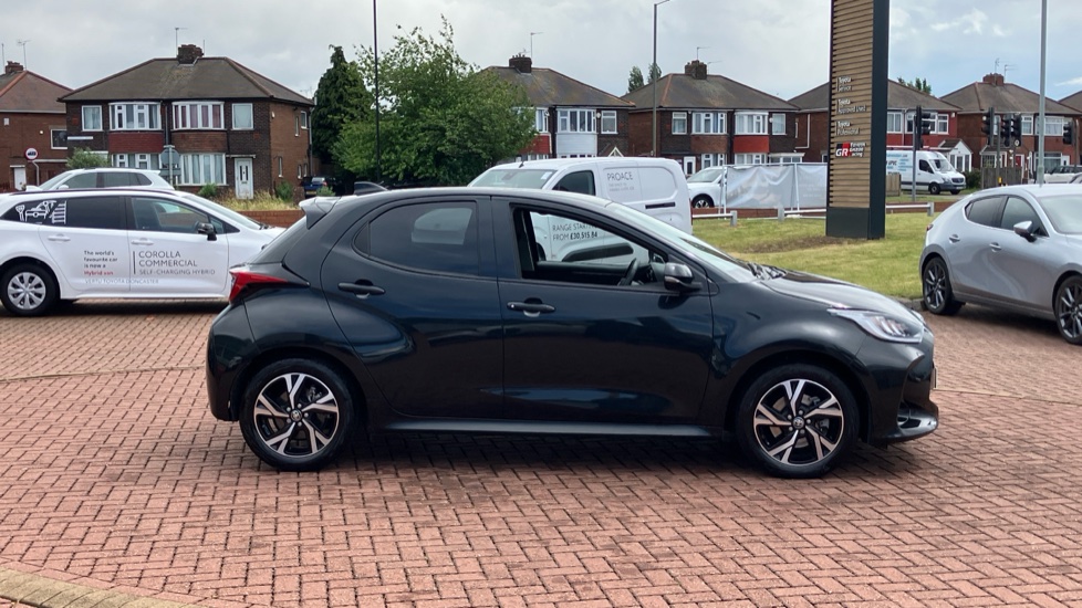 Toyota Yaris 1.5 Hybrid Design 5dr CVT Hybrid Hatchback - Image 23