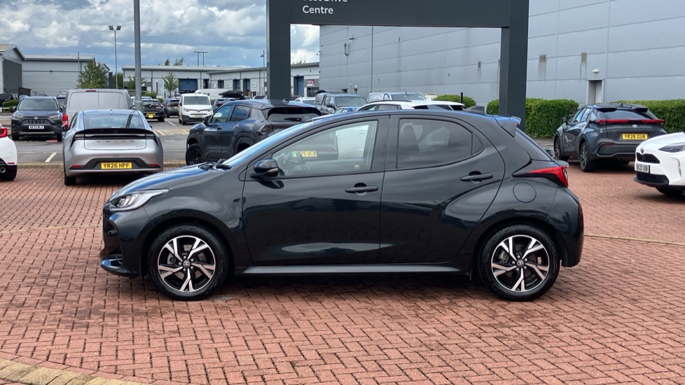 Toyota Yaris 1.5 Hybrid Design 5dr CVT Hybrid Hatchback - Image 24