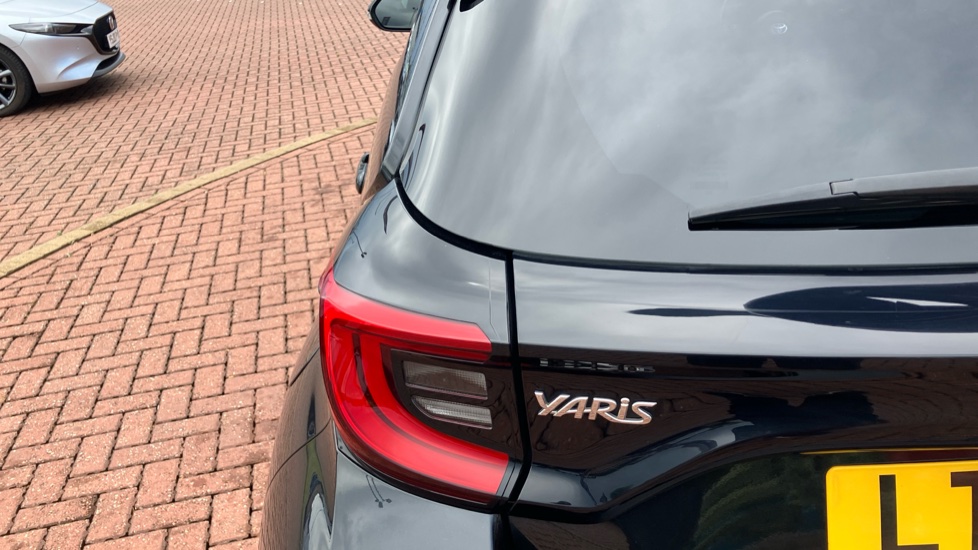 Toyota Yaris 1.5 Hybrid Design 5dr CVT Hybrid Hatchback - Image 36