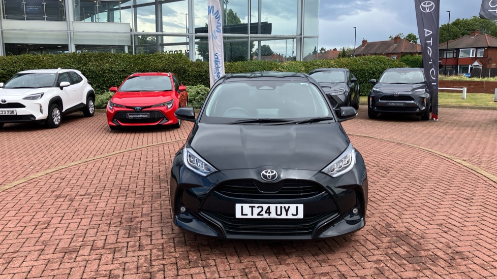 Toyota Yaris 1.5 Hybrid Design 5dr CVT Hybrid Hatchback - Image 44