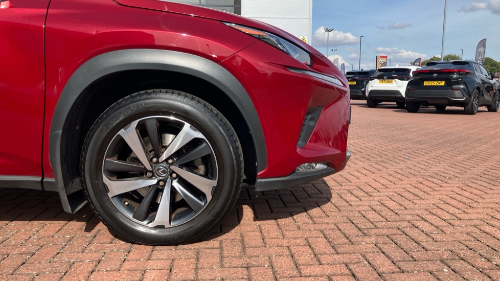 Lexus NX 300h 2.5 Premier 5dr CVT Hybrid Estate - Image 25