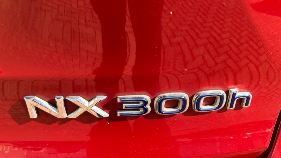 Lexus NX 300h 2.5 Premier 5dr CVT Hybrid Estate - Image 51