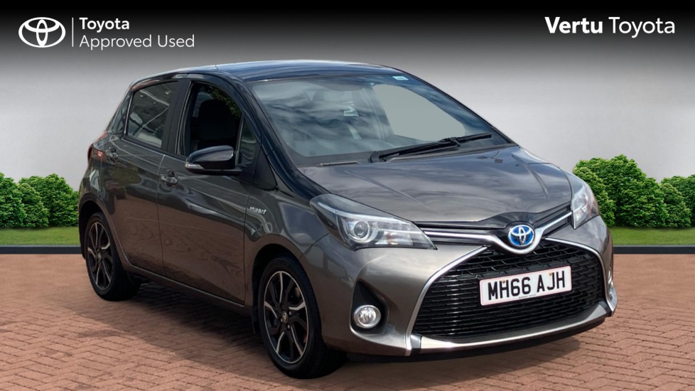 Toyota Yaris 1.5 Hybrid Design 5dr CVT Hybrid Hatchback - Image 1