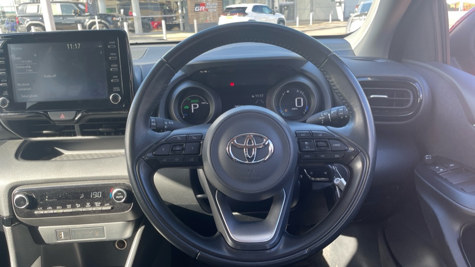 Toyota Yaris 1.5 Hybrid Design 5dr CVT Hybrid Hatchback - Image 7