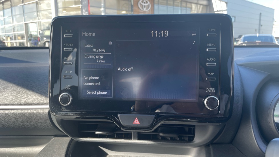 Toyota Yaris 1.5 Hybrid Design 5dr CVT Hybrid Hatchback - Image 9