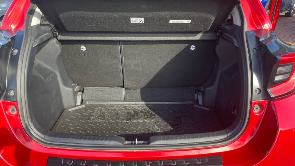Toyota Yaris 1.5 Hybrid Design 5dr CVT Hybrid Hatchback - Image 13