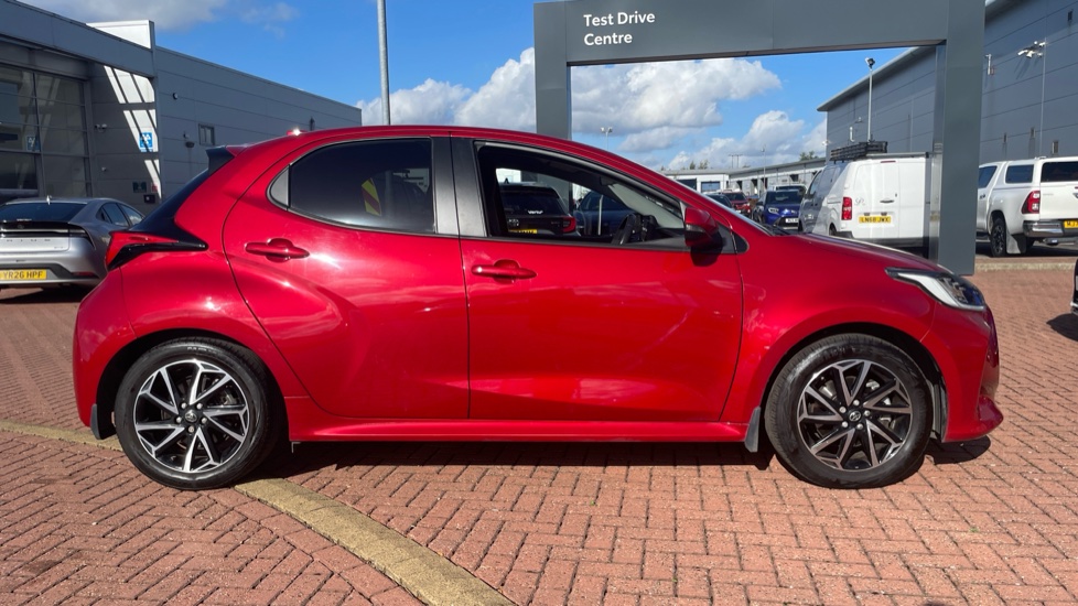 Toyota Yaris 1.5 Hybrid Design 5dr CVT Hybrid Hatchback - Image 23