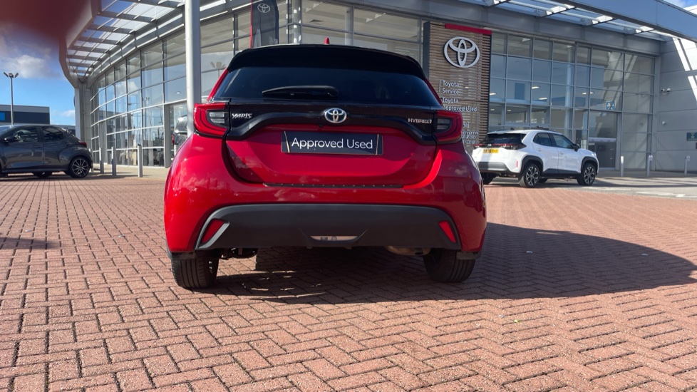 Toyota Yaris 1.5 Hybrid Design 5dr CVT Hybrid Hatchback - Image 26
