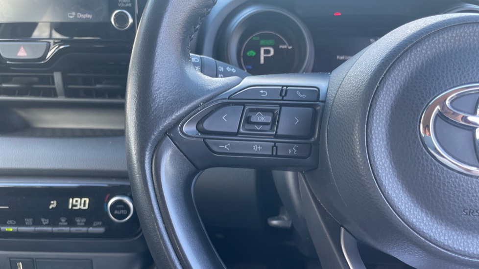 Toyota Yaris 1.5 Hybrid Design 5dr CVT Hybrid Hatchback - Image 39