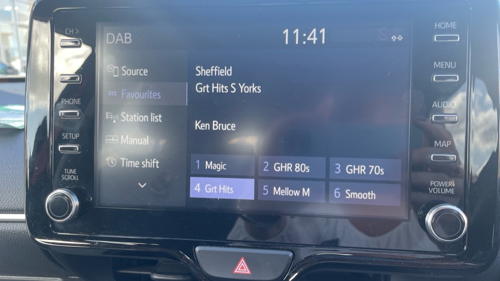 Toyota Yaris 1.5 Hybrid Design 5dr CVT Hybrid Hatchback - Image 43