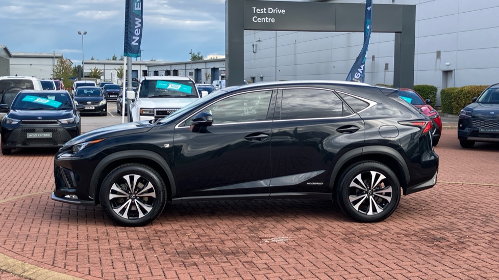 Lexus NX 300h 2.5 F-Sport 5dr CVT [Premium Pack/Pan Roof] Hybrid Estate - Image 24