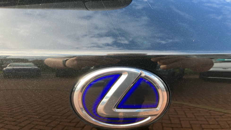 Lexus NX 300h 2.5 F-Sport 5dr CVT [Premium Pack/Pan Roof] Hybrid Estate - Image 59